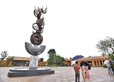 “杭州良渚日”——良渚古城遗址雕塑《良月流晖》于今日下午揭幕