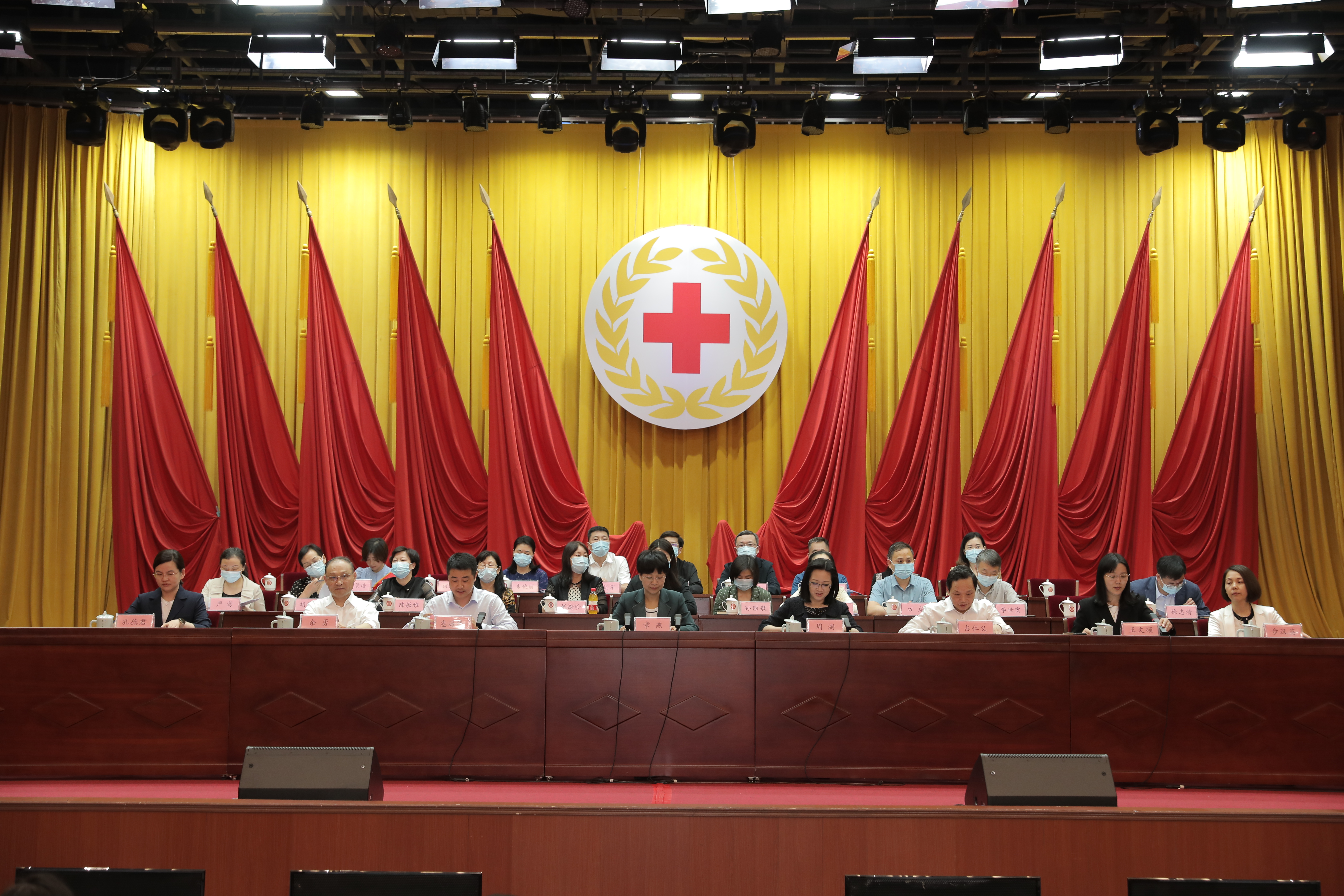 上城区红十字会顺利召开第一次会员代表大会