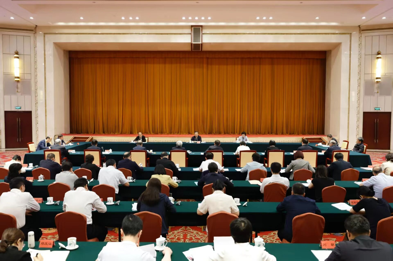 各民主党派中央、全国工商联、无党派代表人士队伍建设研讨会在京召开 李干杰出席并讲话