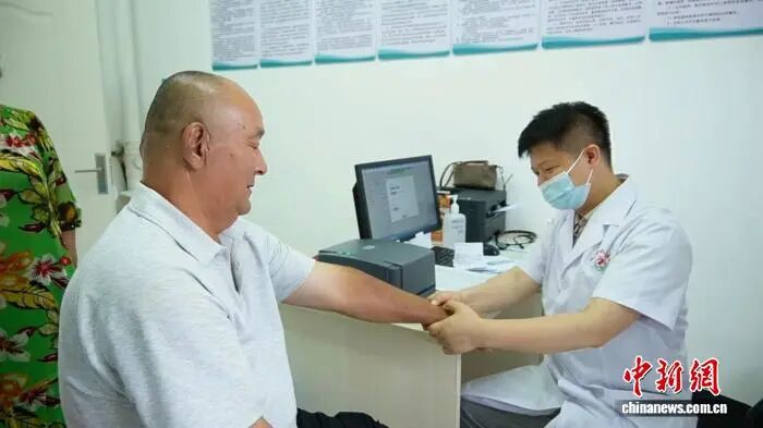 “火焰山很热，对‘毛医生’的信任更暖”